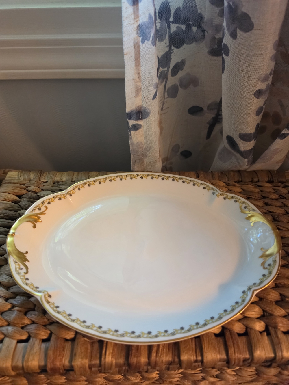 Elegant White and Gold Scalloped Serving Platter 11 1/2" Long Haviland